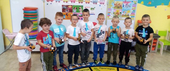 Przedszkolaki z Piasek świętowały Dzień Chłopca